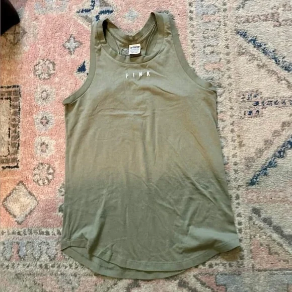 VS Pink sequin workout tank - Picture 2 of 2